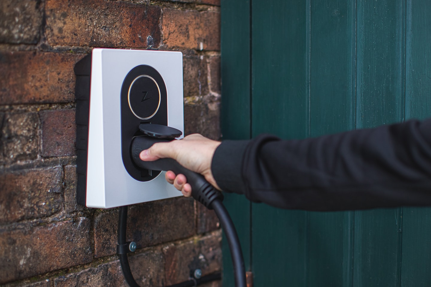Electric Vehicle Chargers: What You Need to Know